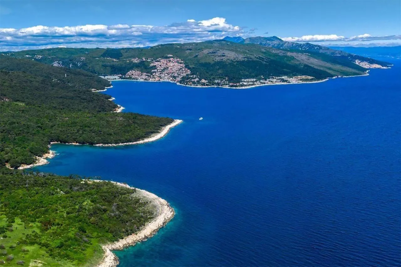 Villa Lulu With Heated Pool, Sauna & Hot Tub Labin