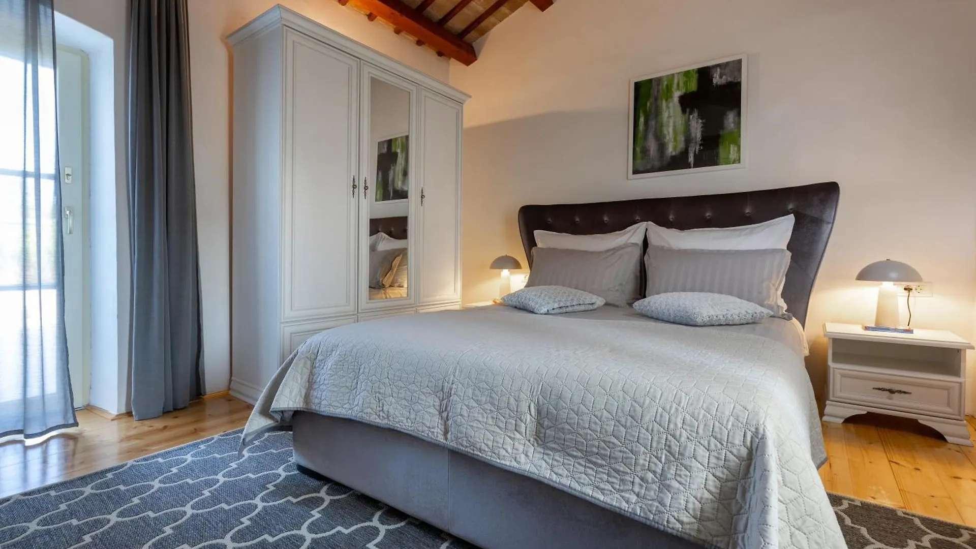 Villa Lulu With Heated Pool, Sauna & Hot Tub Labin   Labin (Istria)