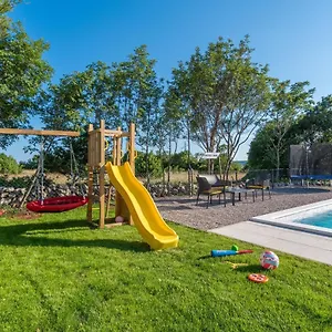 Villa Lotta, Labin (Istria)