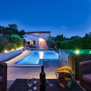 Villa Ines, Labin (Istria)